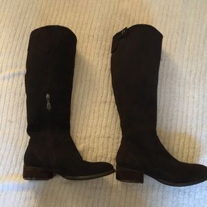 Donald J. Pliner Peso-BV Brushed Brown Suede Boots